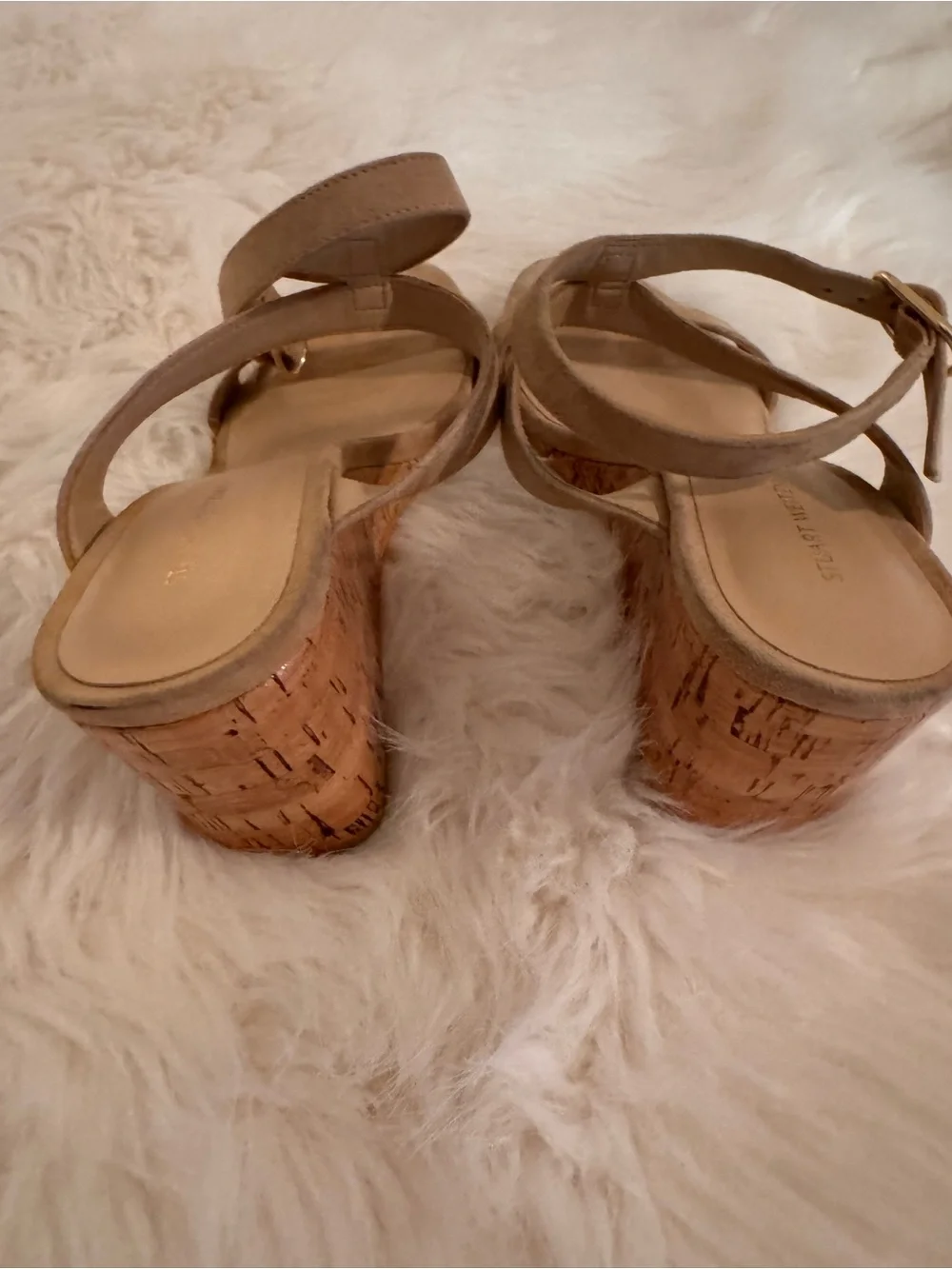 🆕 Stuart Weitzman Beige Sandalwood Avenue Wedge Sandals - 7.5